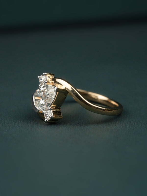 1.19 CT Pear Cut CVD Lab-Grown Diamond Twist Engagement Ring