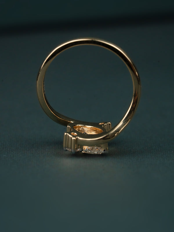 1.19 CT Pear Cut CVD Lab-Grown Diamond Twist Engagement Ring