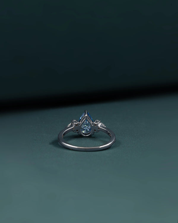 1.32 CT Pear Cut Blue CVD Lab-Grown Diamond Three Stone Ring