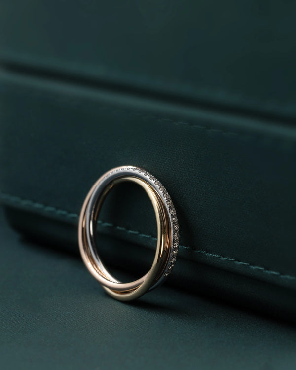 0.18 CTW Minimal Pave Diamond Curved Ring in Gold