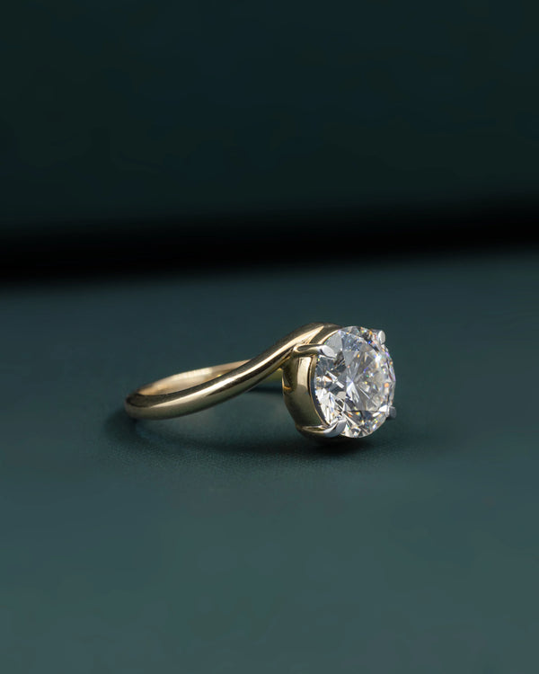 2.53 CT Round Cut CVD Lab-Grown Diamond Solitaire Twist Ring